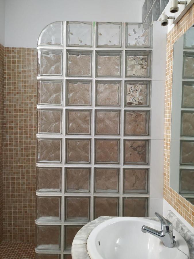 Apartament Bonito Apartamento Con Encanto En Casco Antiguo Ron 7 Valenciayole Zewnętrze zdjęcie